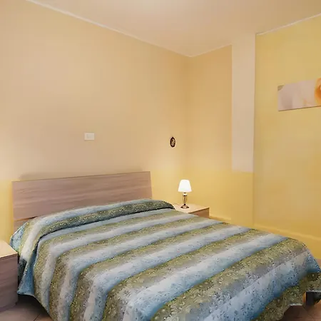 Elena 2 Holiday home Poggi